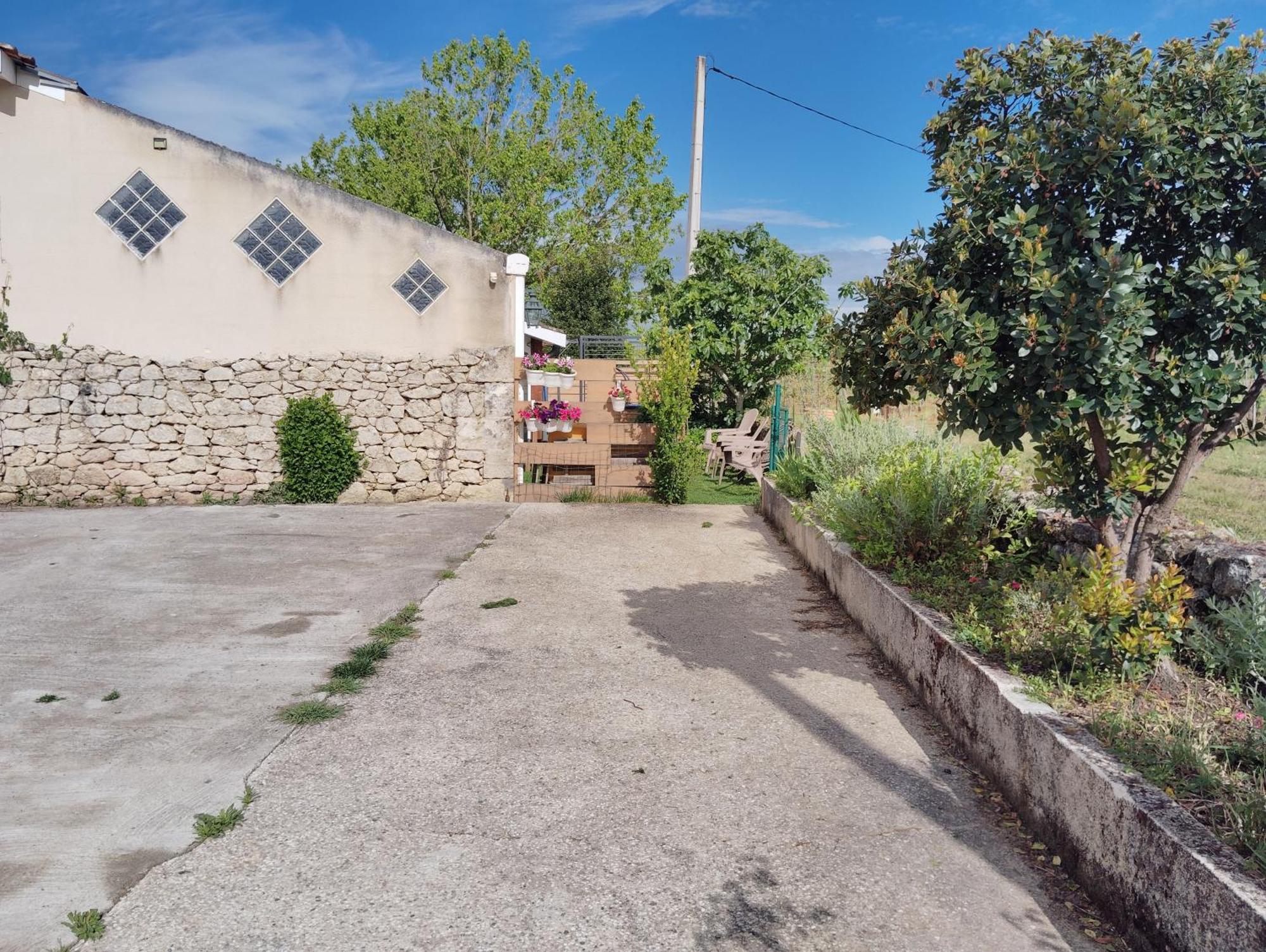 Gite L'Edenwine Doulezon Exterior foto